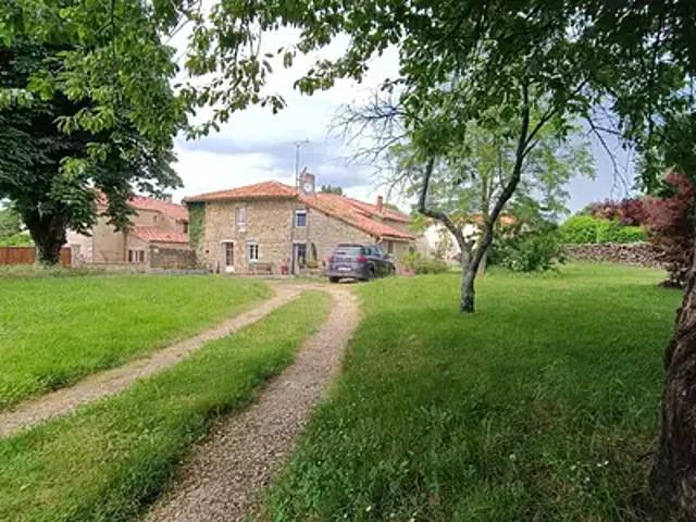 Maison vente à Confolens, Nanteuil-en-vallée