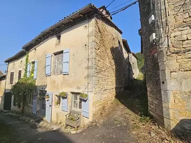 Maison vente à Confolens, Nanteuil-en-vallée
