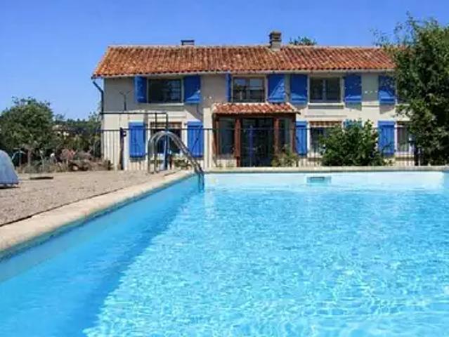 Maison vente à Confolens, Nanteuil-en-vallée