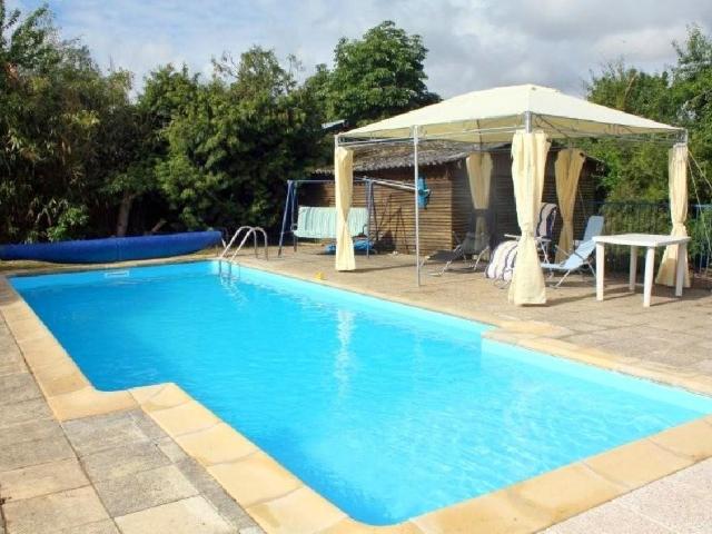 Maison vente à Confolens, Nanteuil-en-vallée
