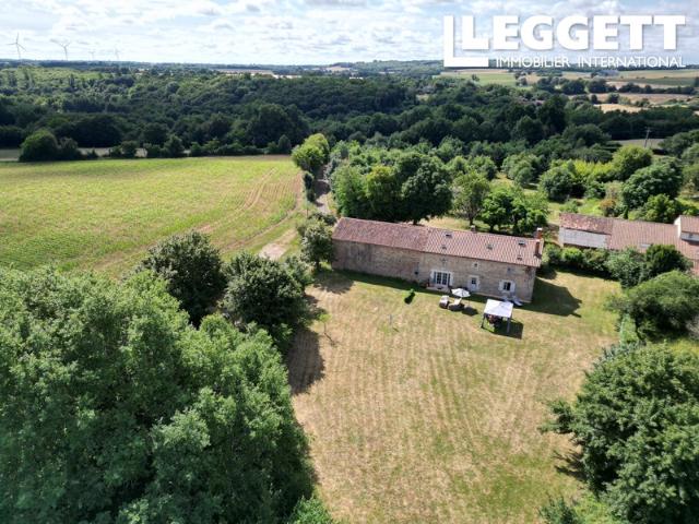 Maison vente à Confolens, Nanteuil-en-vallée