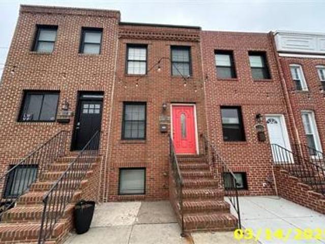 Townhouse for sale in Baltimore