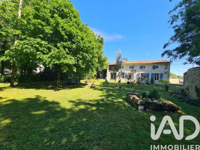 Maison vente à Saint-Jean-d'Angély, Nantillé