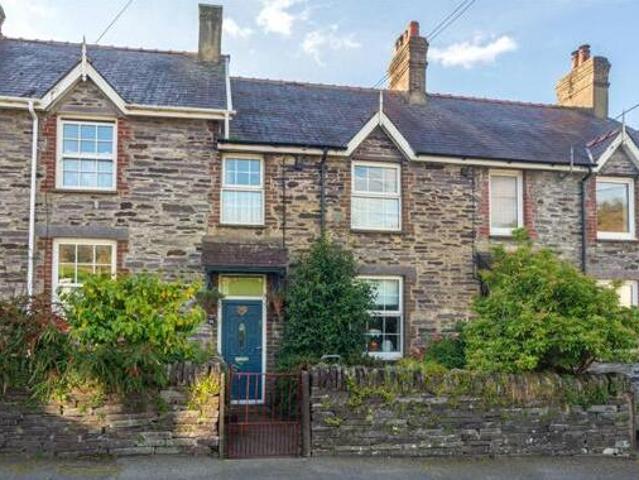 House for sale in Caernarfon, Gwynedd