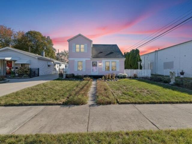 House for sale in Madison Heights, Michigan