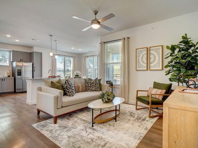 Apartment for rent in Kendall, Texas