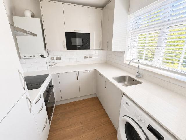 House for rent in Ashford Common, Lower Halliford