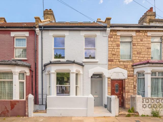 House for rent in London Borough of Brent, Greater London