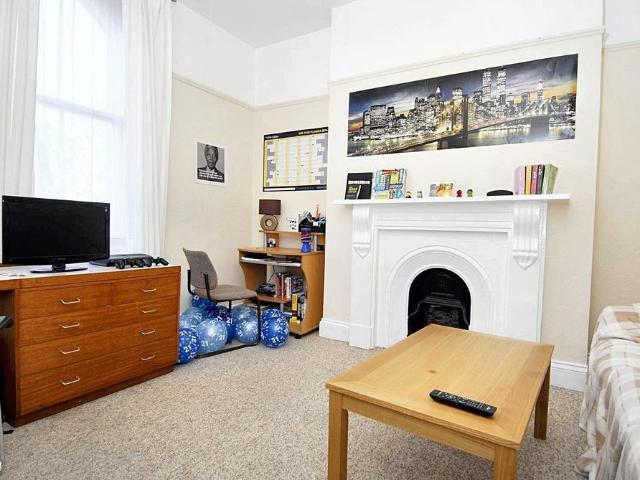 Room for rent in Mount Wise
