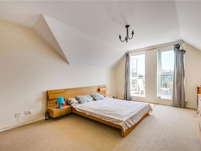 Apartment for rent in Balham, Greater London
