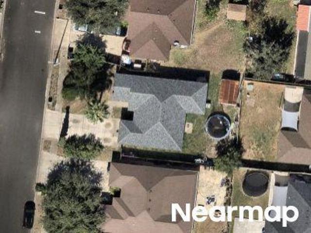 House for sale in El Valle Grande, Brownsville