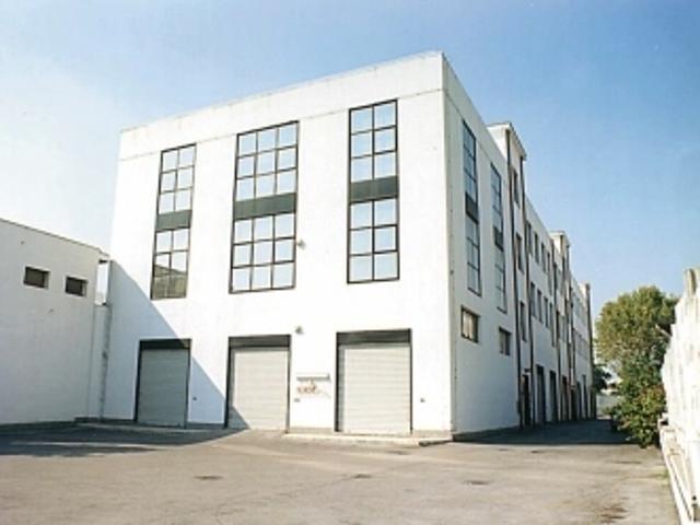 Ufficio in affitto a Casalnuovo Di Napoli, Campania