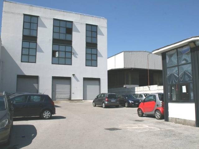 Ufficio in affitto a Casalnuovo Di Napoli, Campania