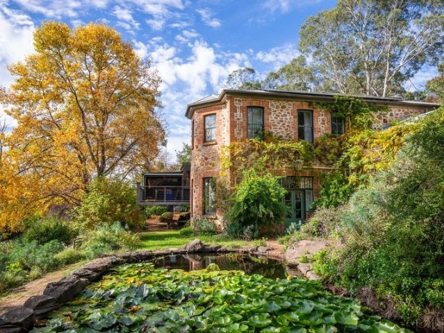 House for sale in Stirling, South Australia