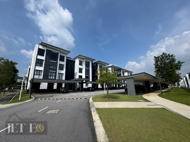 Townhouse for rent in Petaling, Alam Impian