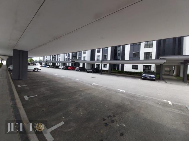 Townhouse for rent in Petaling, Alam Impian