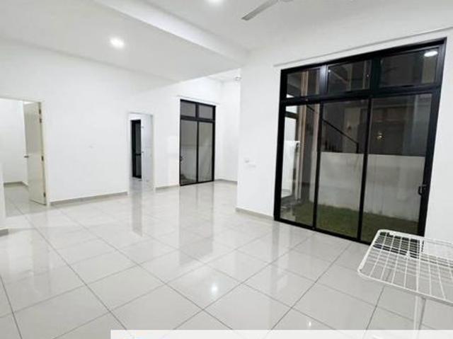House for rent in Petaling, Alam Impian