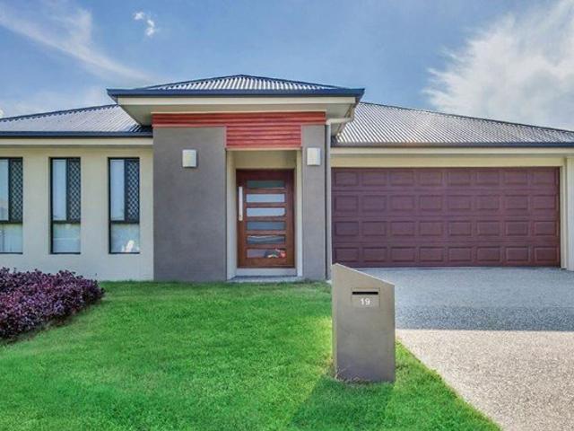 House for rent in Narangba Heights, Greater Brisbane