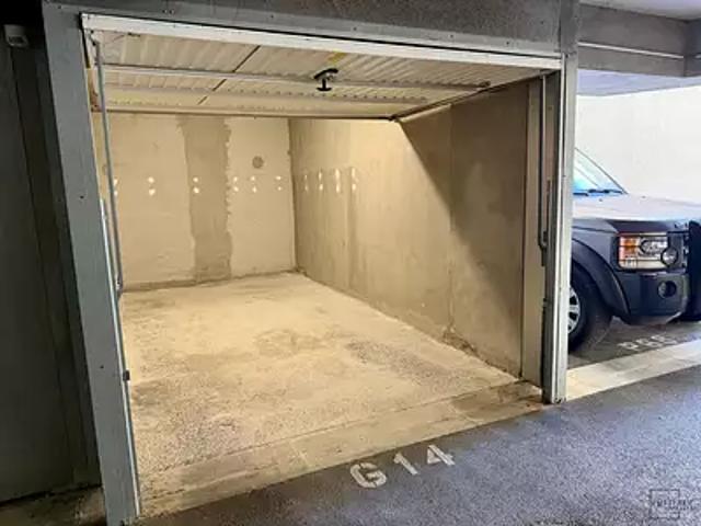 Garage vente à Bourg, Narbonne