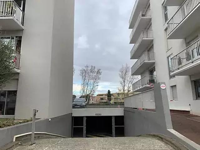 Garage location à Narbonne