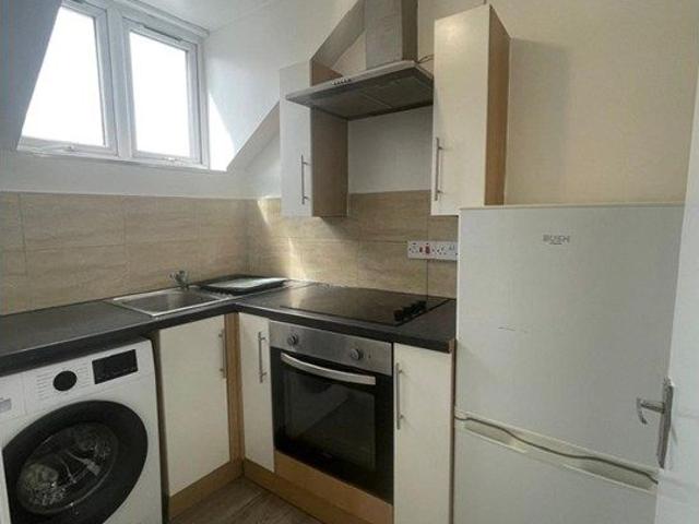 Apartment for rent in West End, Old Wharf