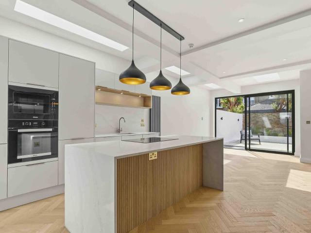 House for rent in Fulham, Sands End