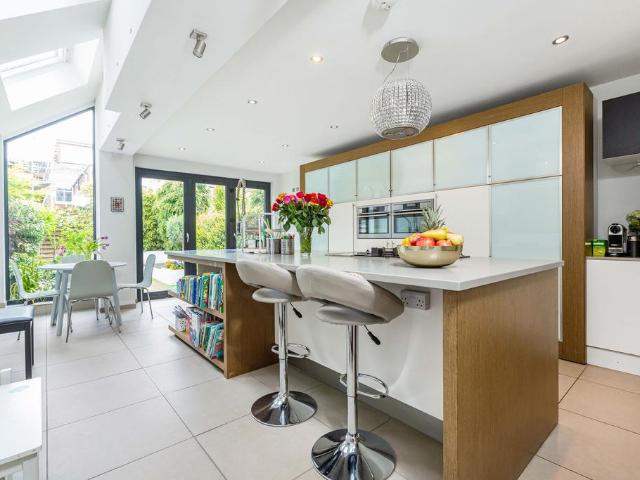 House for rent in Sands End, Greater London