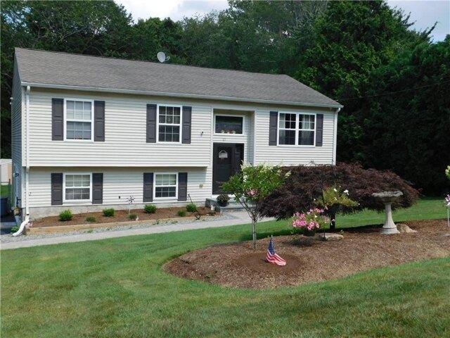 House for sale in Johnston, Rhode Island