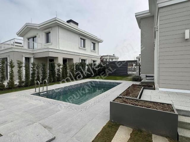 Çekmeköy, İstanbul içerisinde kiralık Villa