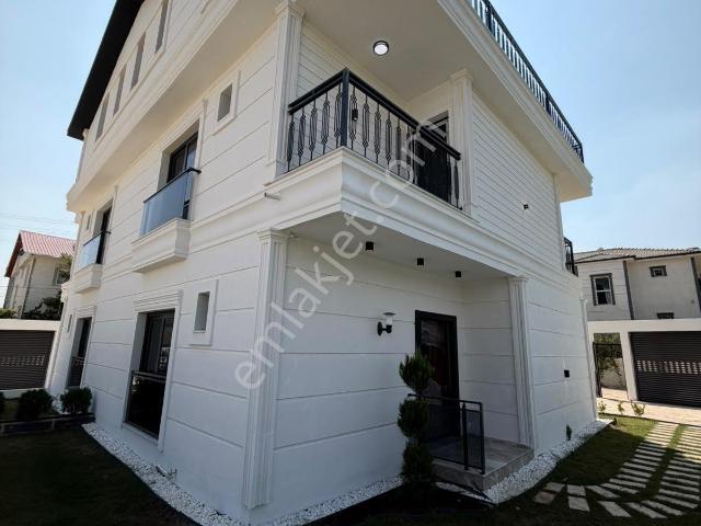 Sariçam, Adana içerisinde satılık Villa