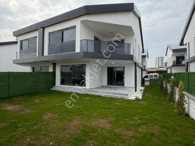 Sariçam, Adana içerisinde satılık Villa