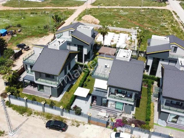 Sariçam, Adana içerisinde satılık Villa