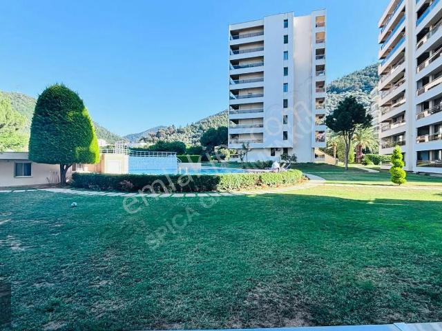 Narlidere, İzmir içerisinde satılık mülk