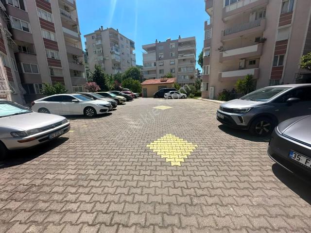 Narlidere, İzmir içerisinde kiralık mülk