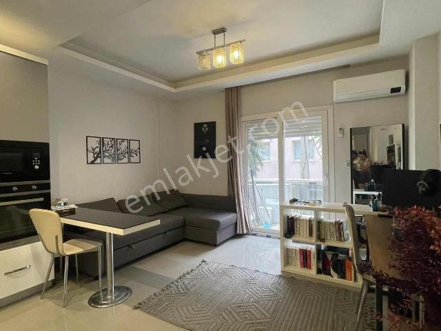 Narlidere, İzmir içerisinde satılık mülk