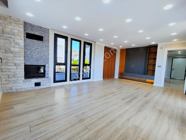 Sariçam, Adana içerisinde satılık Villa