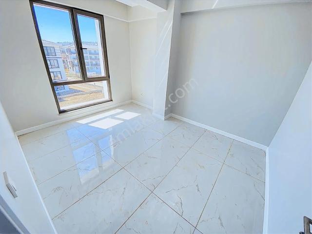 Altınova, Yalova içerisinde kiralık mülk