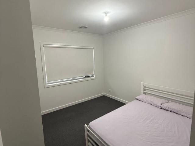 Room for rent in Camerons Creek, Victoria