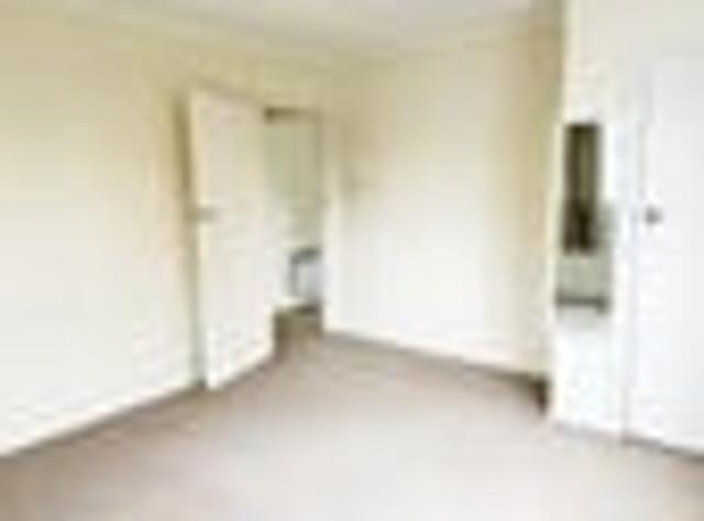 Apartment for rent in Narrow Neck