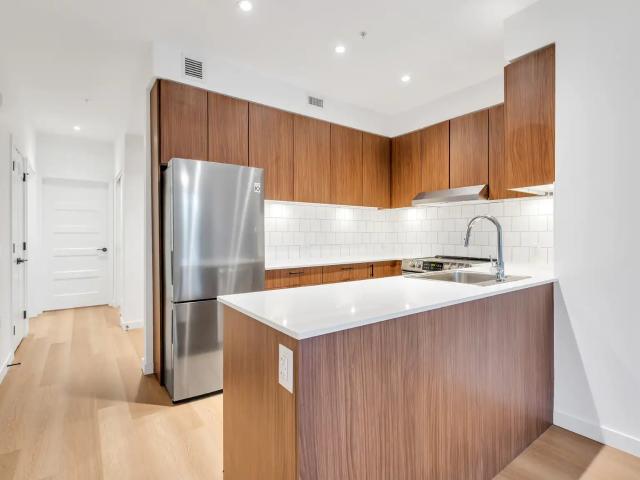 Apartment for rent in Vancouver, British Columbia