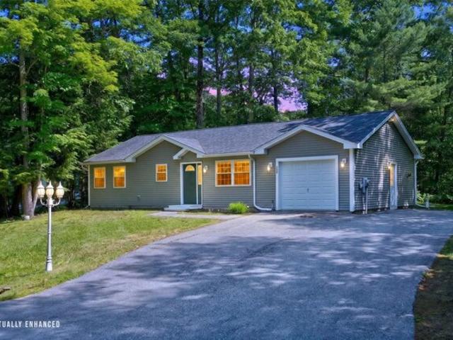 House for sale in Winthrop, Maine