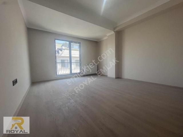 Tevfikbey Mahallesi, Küçükçekmece içerisinde kiralık mülk