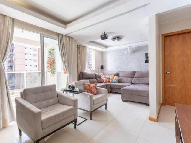 Apartamento venda em Região Geográfica Imediata do Distrito Federal, Região Integrada de Desenvolvimento do Distrito Federal e Entorno
