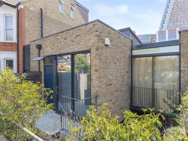 House for rent in Shepherd's Bush, Greater London