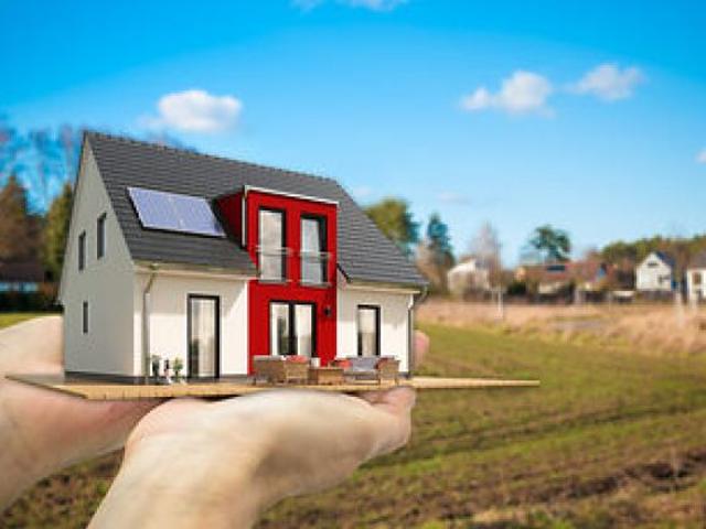 Erdgeschosswohnung kaufen in Treuen, Sachsen