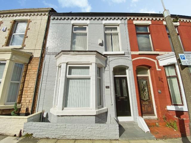 House for rent in Calderstones