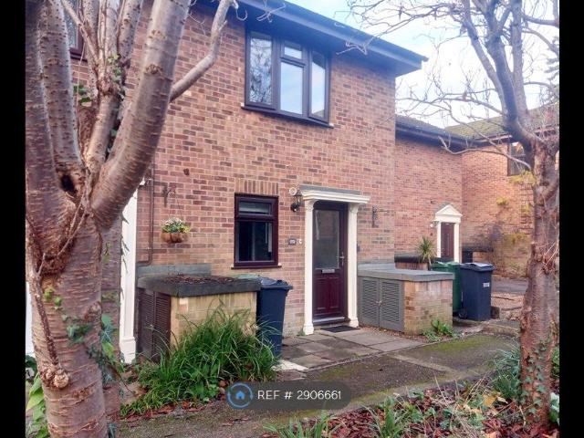 House for rent in Redhill, Reigate and Banstead