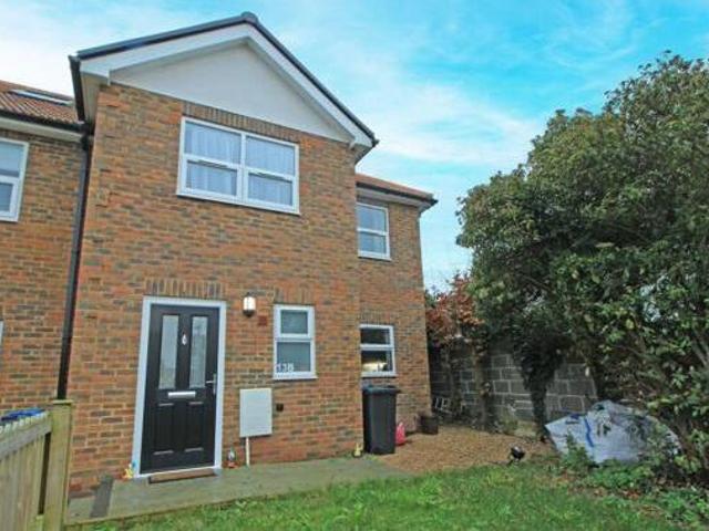 House for sale in Millmead, Acol