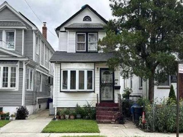 House for sale in Springfield Gardens, New York