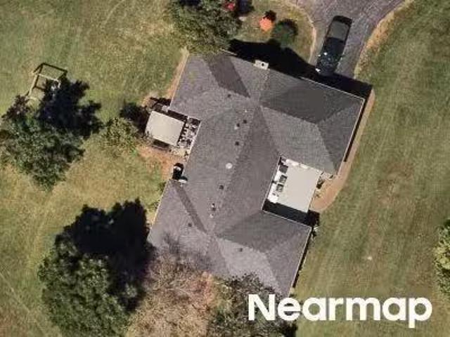 House for sale in Bowling Green